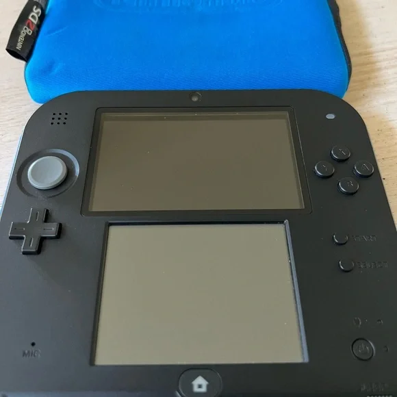 Nintendo 2DS Handheld Console Blue